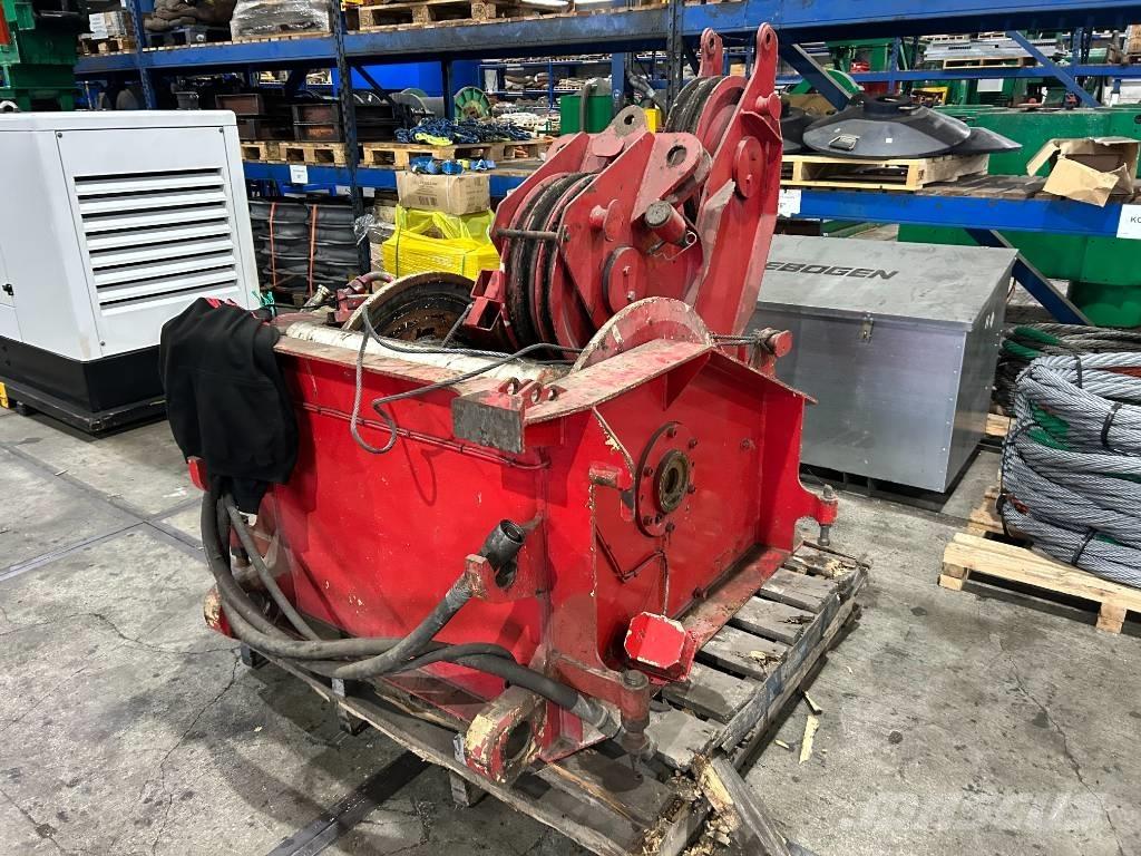 Grove GMK 6250 Visureigiai kranai