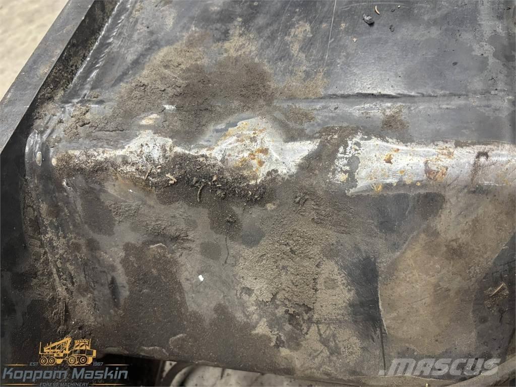 Komatsu 270H Medžių kirtimo mašinų kranai