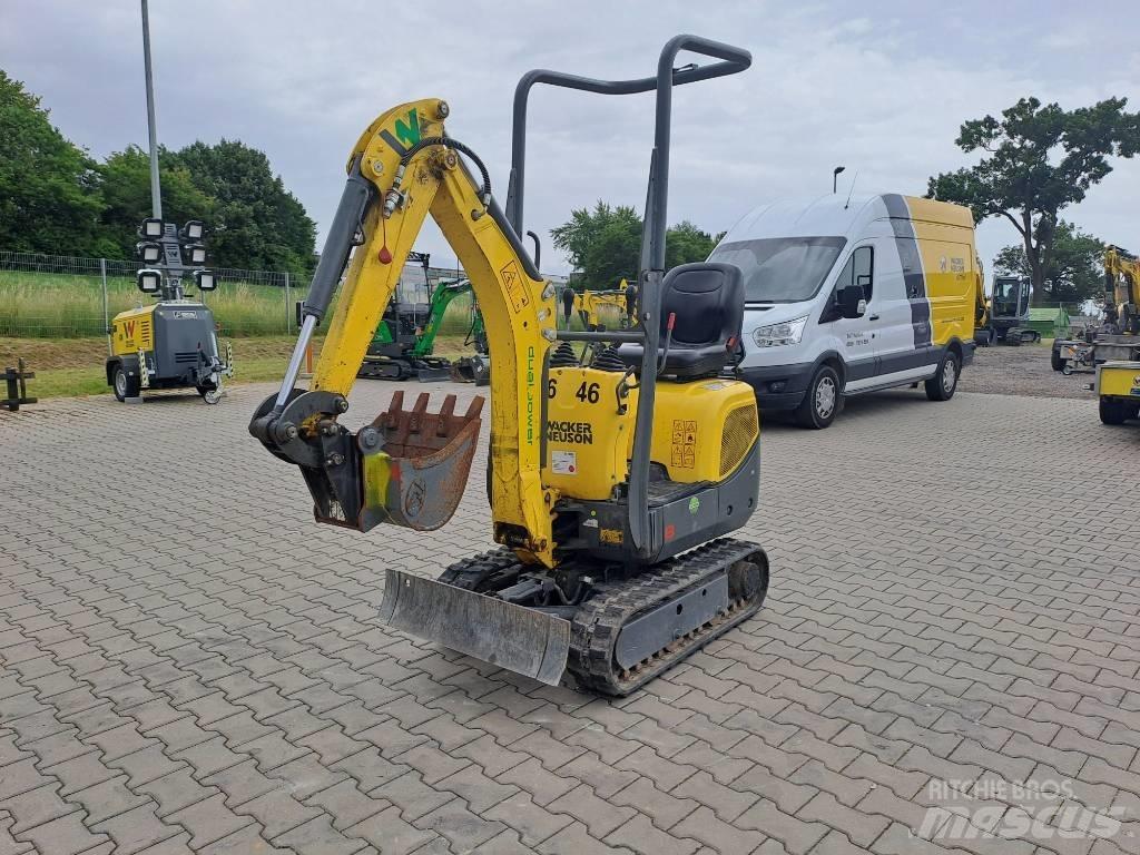 Wacker Neuson 803 Vikšriniai ekskavatoriai