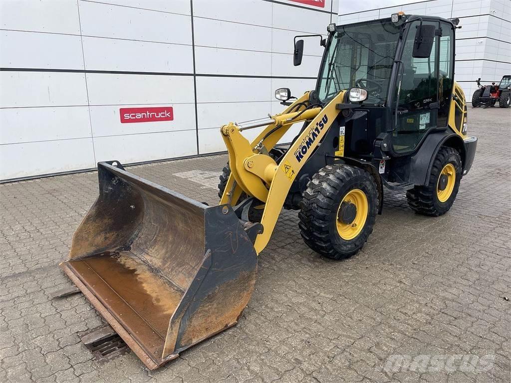 Komatsu WA70M-8EO Daugiafunkciniai pakrovėjai