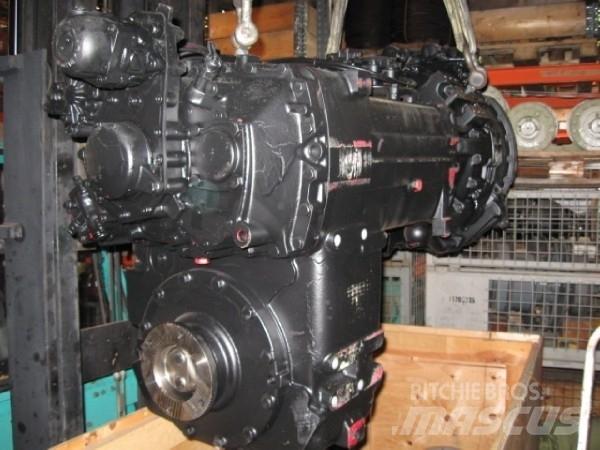ZF verschiedene Kranų dalys ir įranga