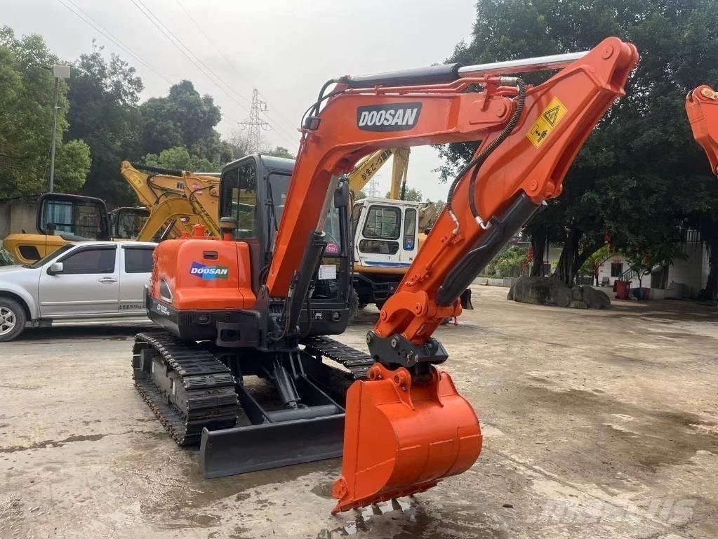 Doosan DX55-9C Mini ekskavatoriai < 7 t