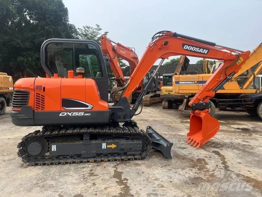 Doosan DX55-9C Mini ekskavatoriai < 7 t