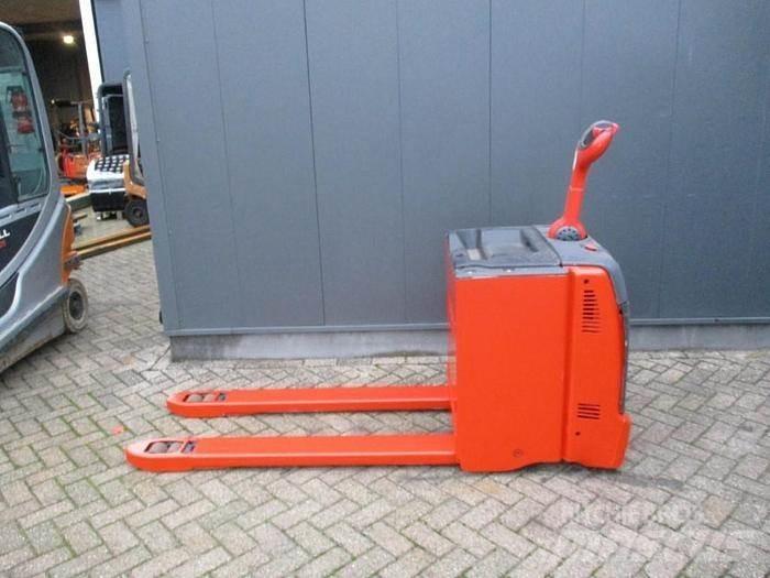 Linde T30 Mažų aukščių keltuvai