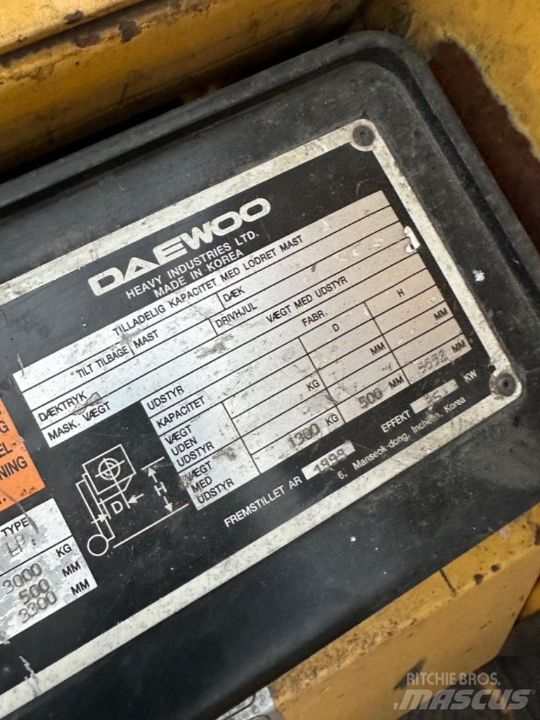 Daewoo G30E LPG (dujiniai) krautuvai
