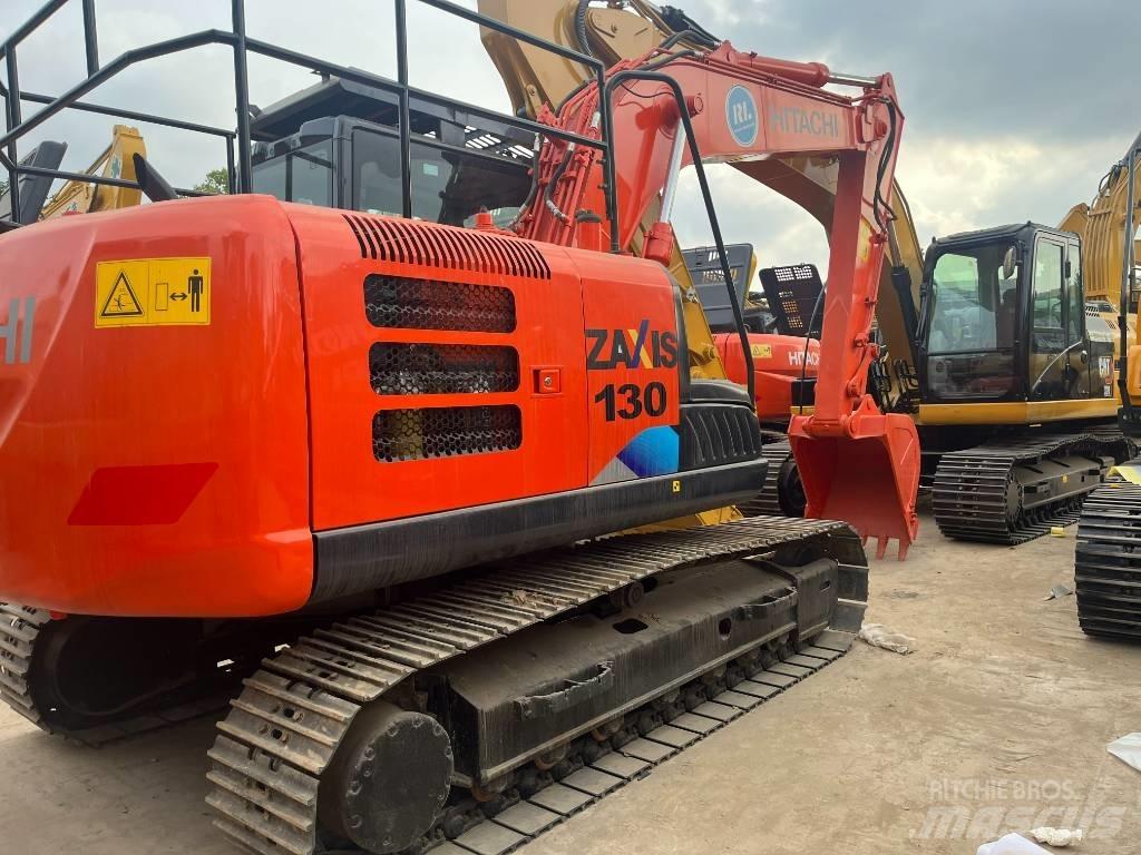 Hitachi ZX 130 Vikšriniai ekskavatoriai