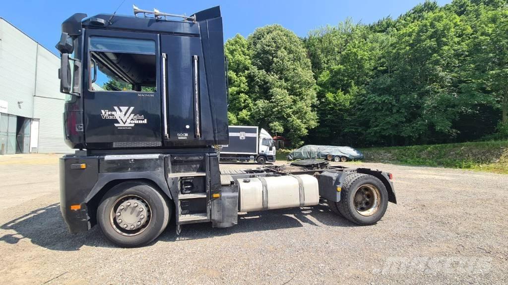 Renault Magnum 500 Naudoti vilkikai