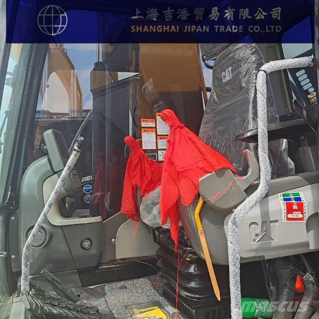 CAT 323 D Vikšriniai ekskavatoriai