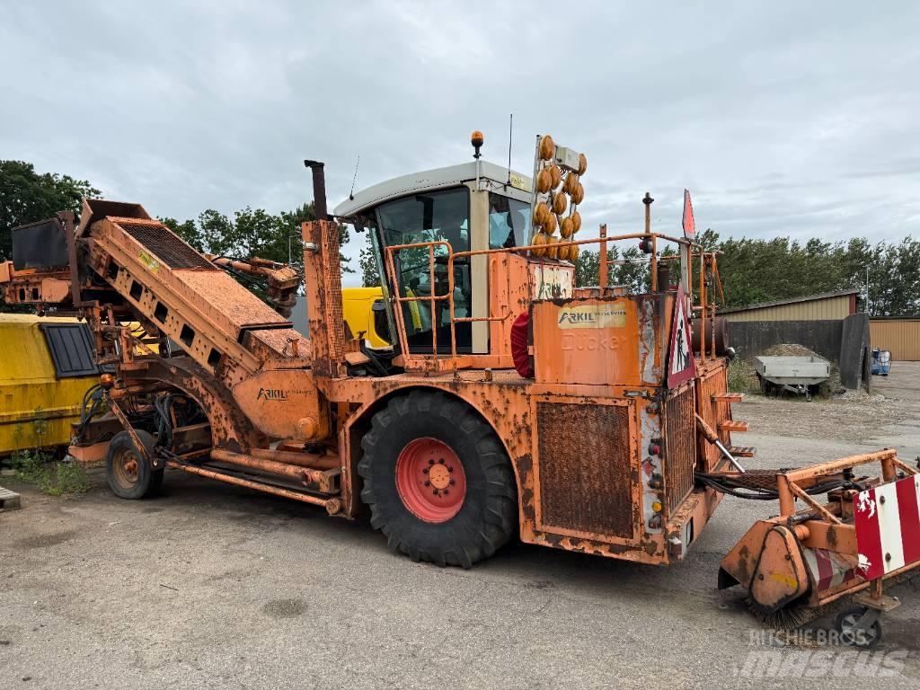 Dücker SBF 900 Statyba - Kita