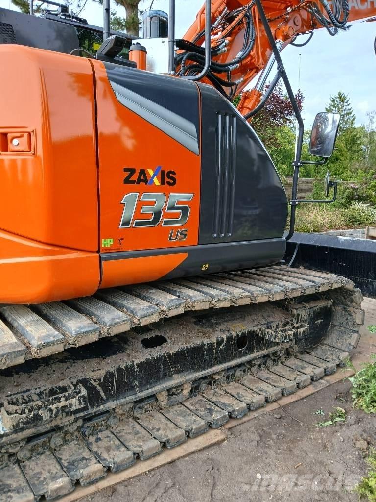 Hitachi ZX 135 US-7 Vikšriniai ekskavatoriai