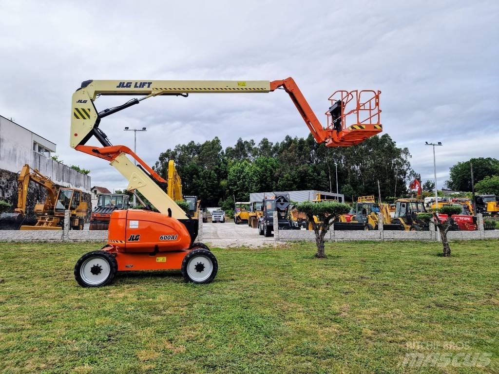 JLG 600 AJ Alkūniniai keltuvai