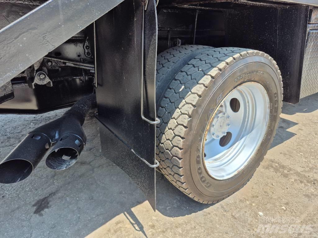 Ford F 550 Pikapai / Bortiniai sunkvežimiai