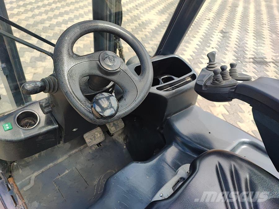 Linde E16C-01 Elektriniai šakiniai krautuvai