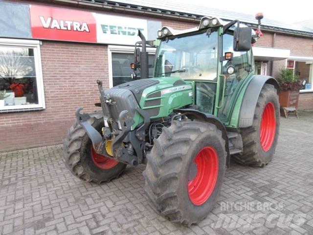Fendt 211 Vario Traktoriai