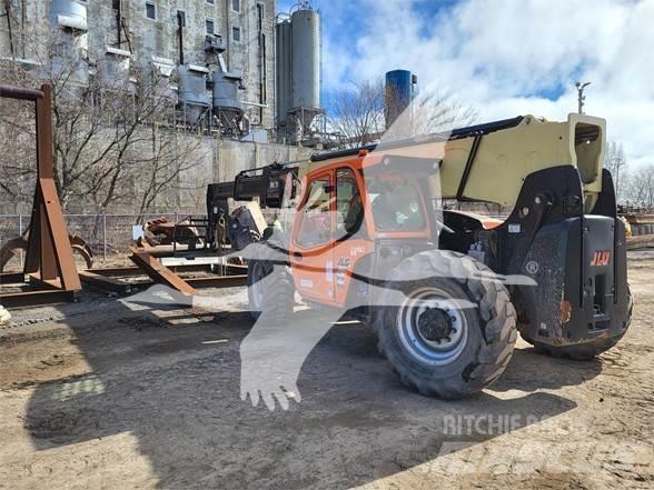JLG 1255 Teleskopiniai krautuvai