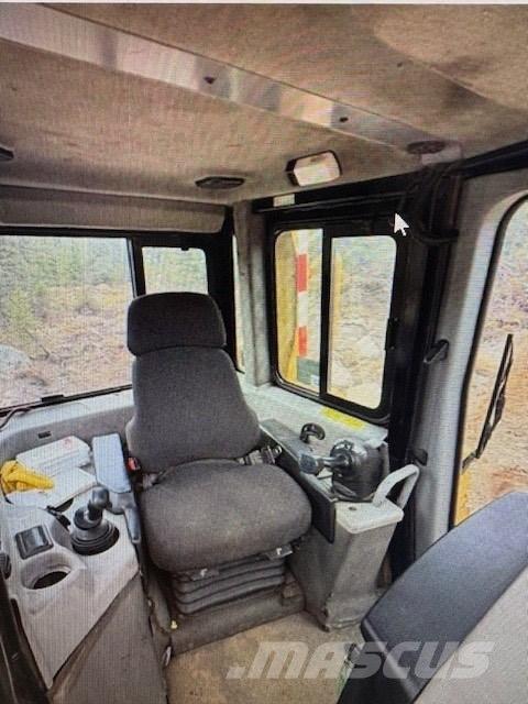 CAT D 6 T Vikšriniai buldozeriai