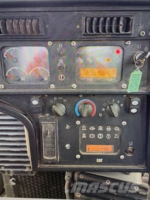 CAT D 6 T Vikšriniai buldozeriai