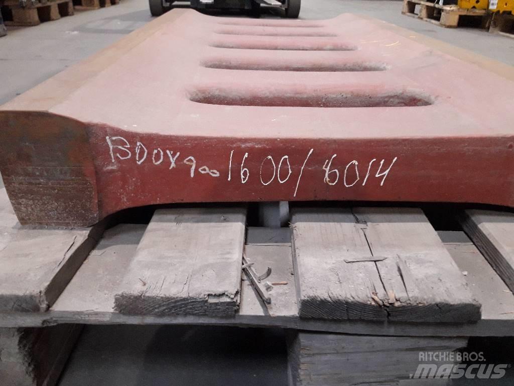 Pegson 1300x900 Trupintuvai
