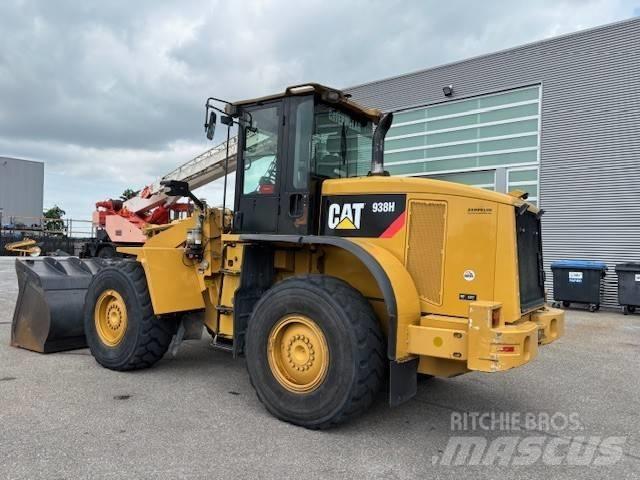 CAT 938 H Naudoti ratiniai krautuvai