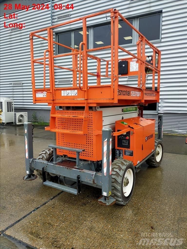 Snorkel S 3370 RT Žirkliniai keltuvai