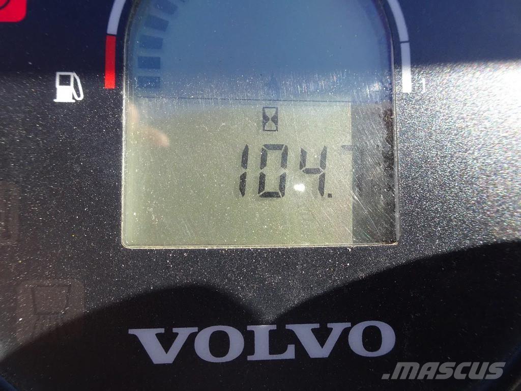 Volvo DD25P Porinių būgnų volai