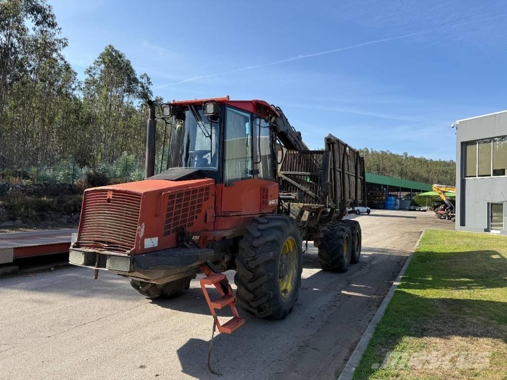 Komatsu 840.3 Naudoti miškovežiai (Forvarderiai)