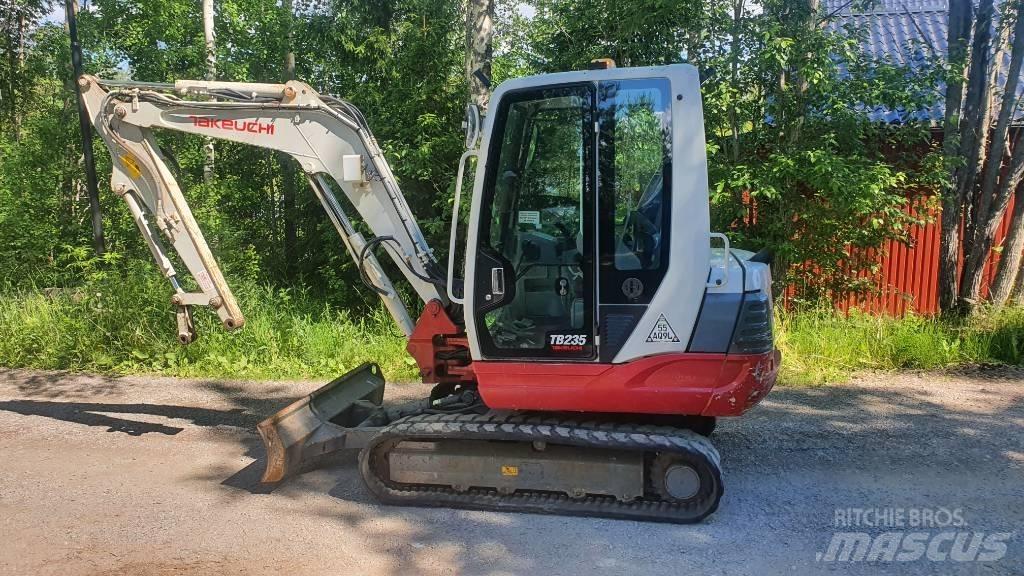 Takeuchi TB235 Mini ekskavatoriai < 7 t