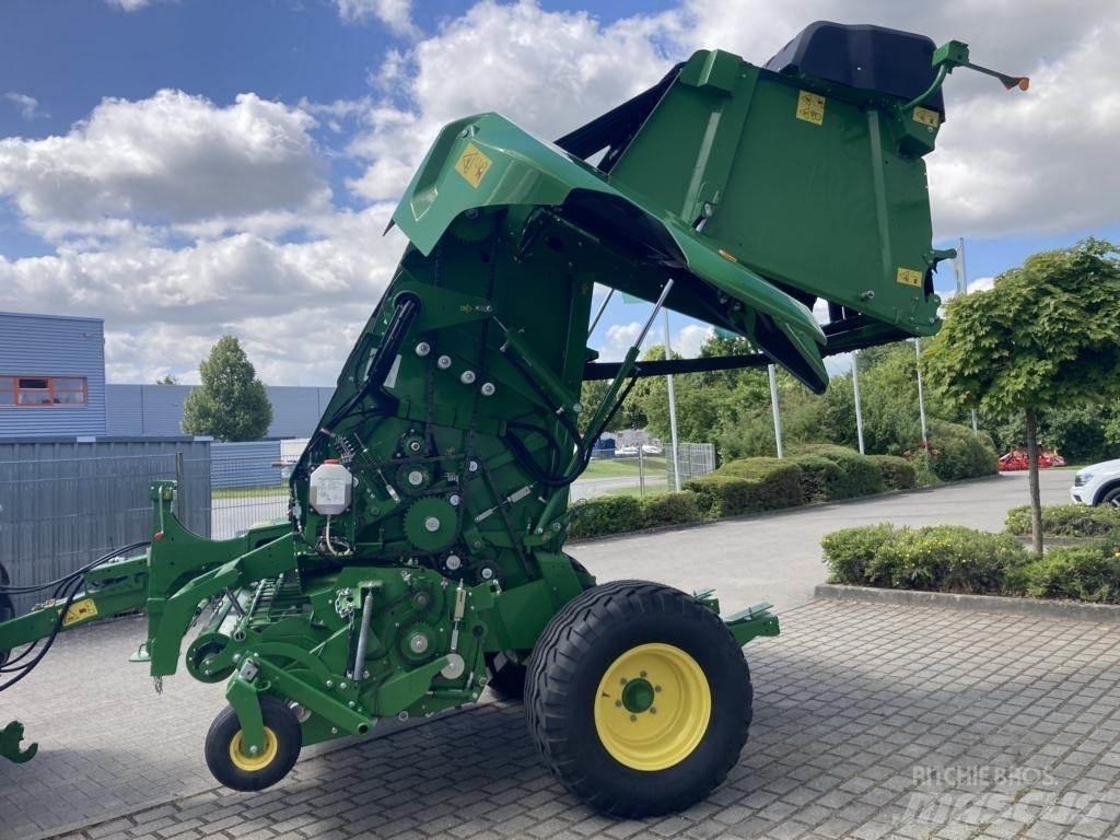 John Deere V461M Ritinių presai