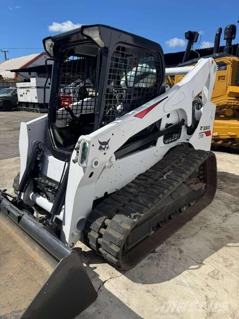 Bobcat T 740 Krautuvai su šoniniu pasukimu