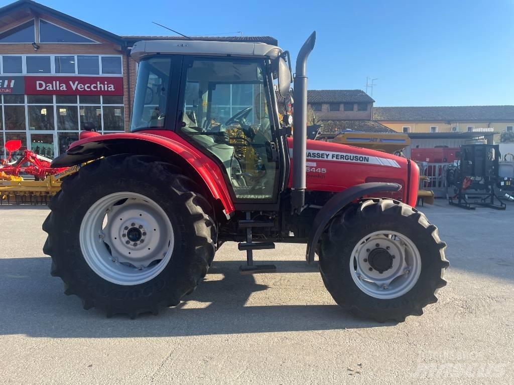 Massey Ferguson 6445 Traktoriai