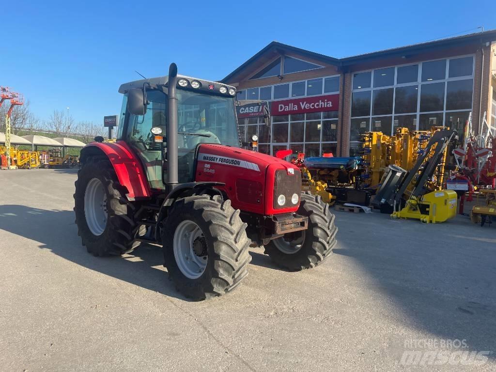 Massey Ferguson 6445 Traktoriai