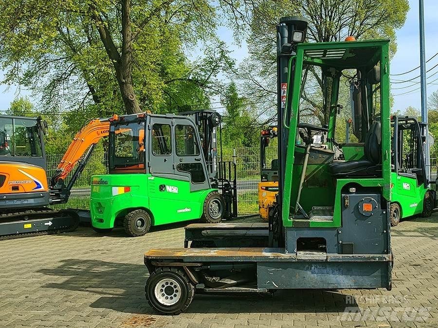 Combilift C3500 Šakiniai krautuvai su privažiavimu iš visų keturių pusių