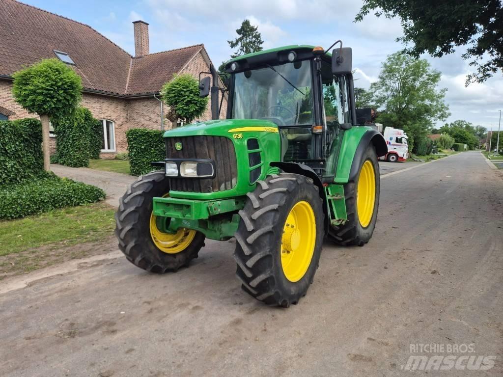John Deere 6130 Traktoriai