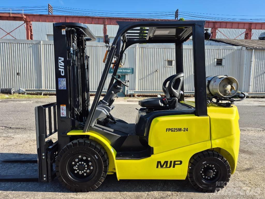  MJP FPG25M-24 Šakiniai krautuvai - Kita