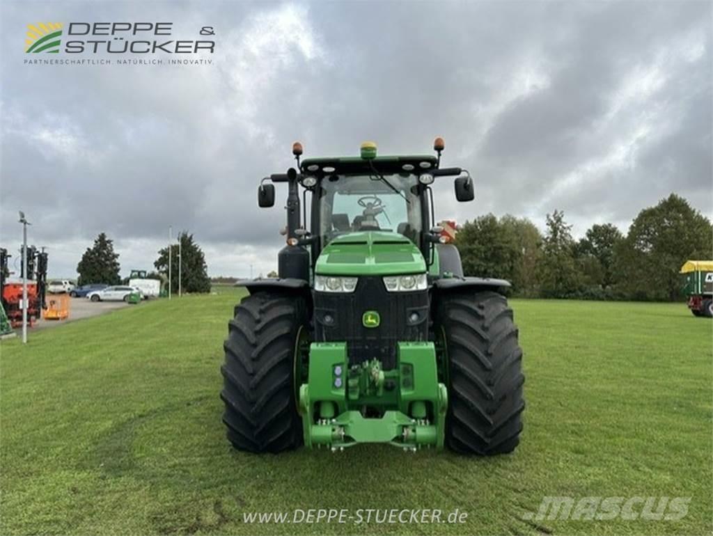 John Deere 8370R Traktoriai