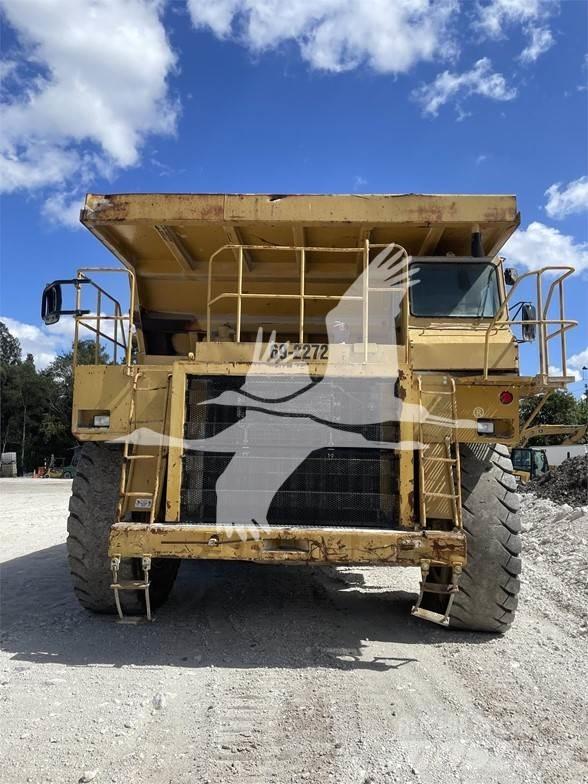 CAT 777B Karjeriniai savivarčiai