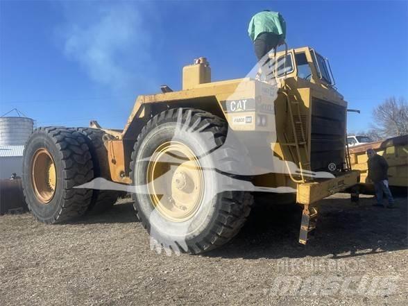 CAT 777B Karjeriniai savivarčiai