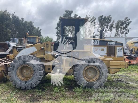 CAT 928G Naudoti ratiniai krautuvai