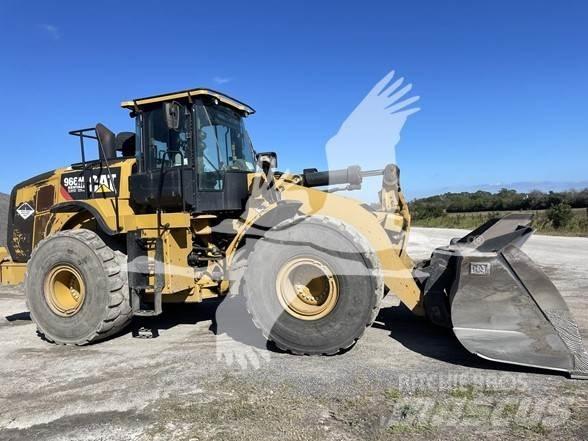 CAT 966M Naudoti ratiniai krautuvai