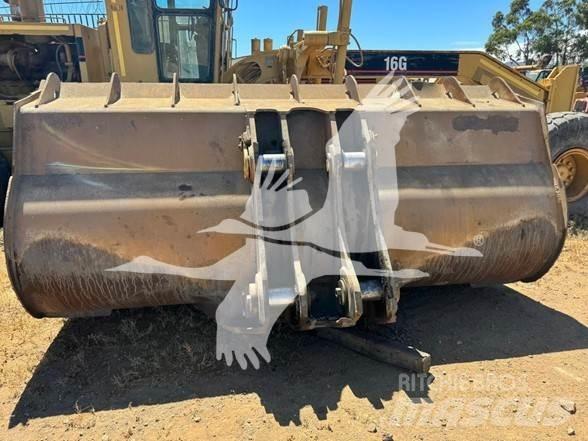 CAT 988H Naudoti ratiniai krautuvai
