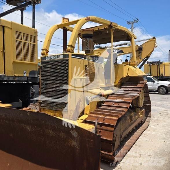 CAT D6M Vikšriniai buldozeriai