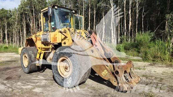 Volvo L120E Naudoti ratiniai krautuvai