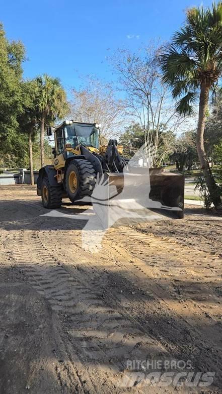 Volvo L70G Naudoti ratiniai krautuvai