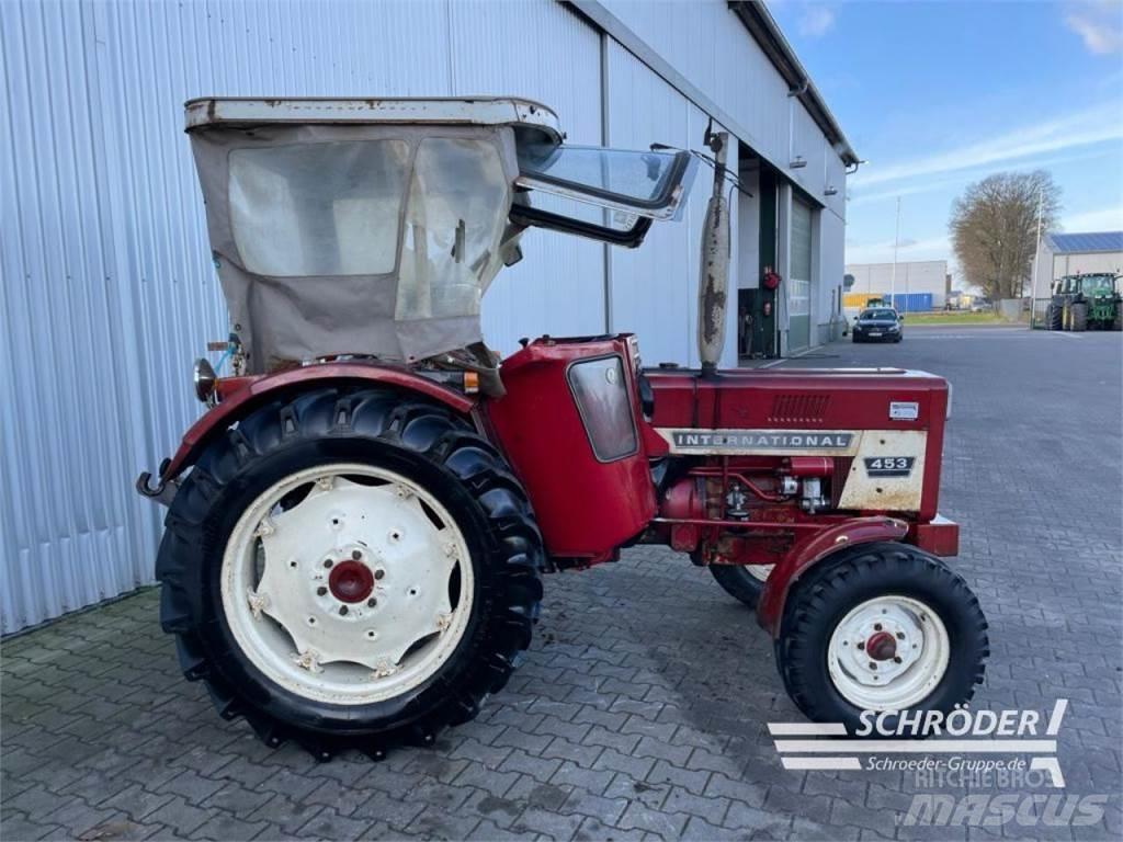 Case IH 453 Traktoriai