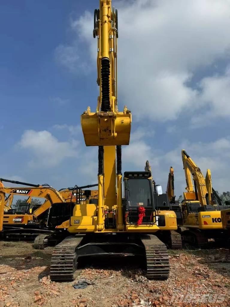 Komatsu 360-7 Vikšriniai ekskavatoriai