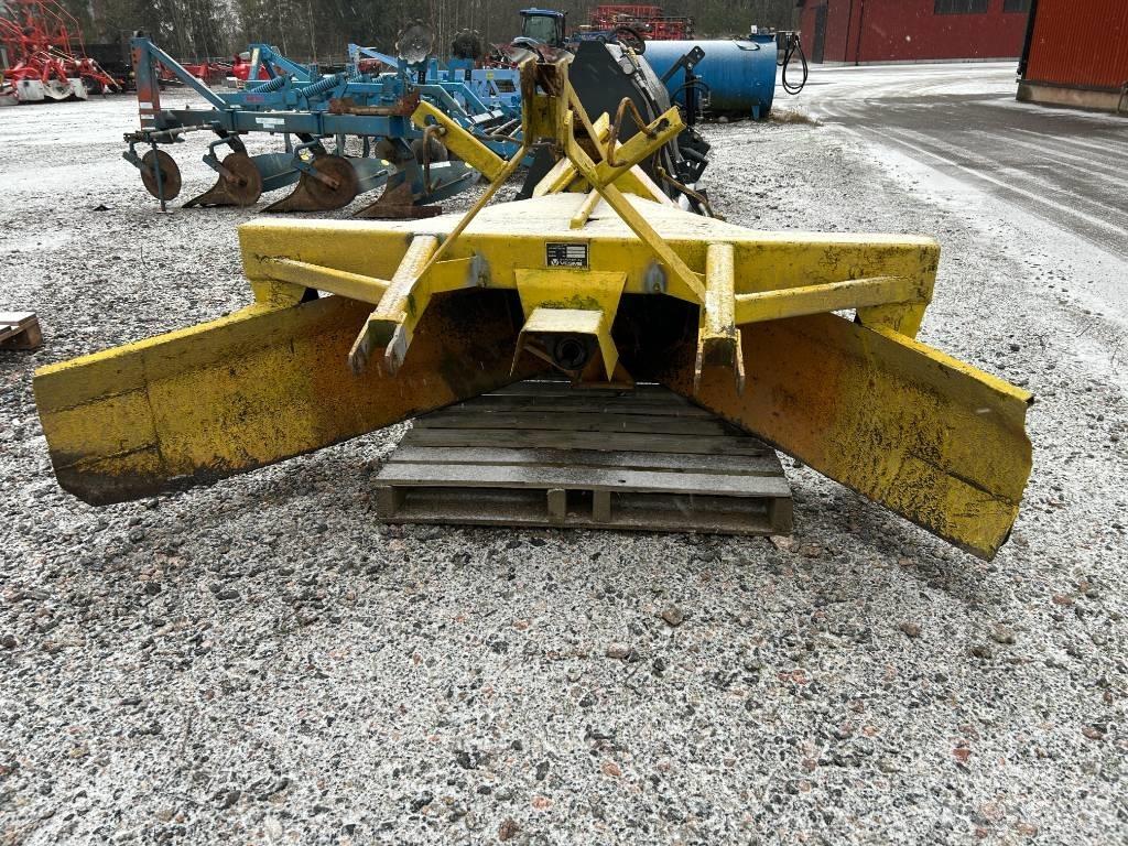 Vesme 230 Sniego pūstuvai