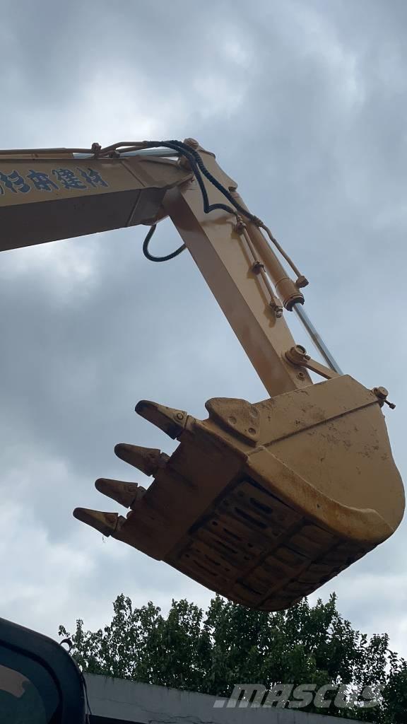 CAT 308C Vidutinės galios ekskavatoriai 7-12 t