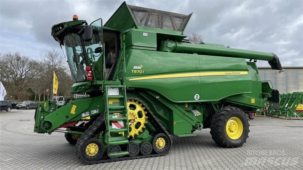 John Deere T660 Derliaus nuėmimo kombainai