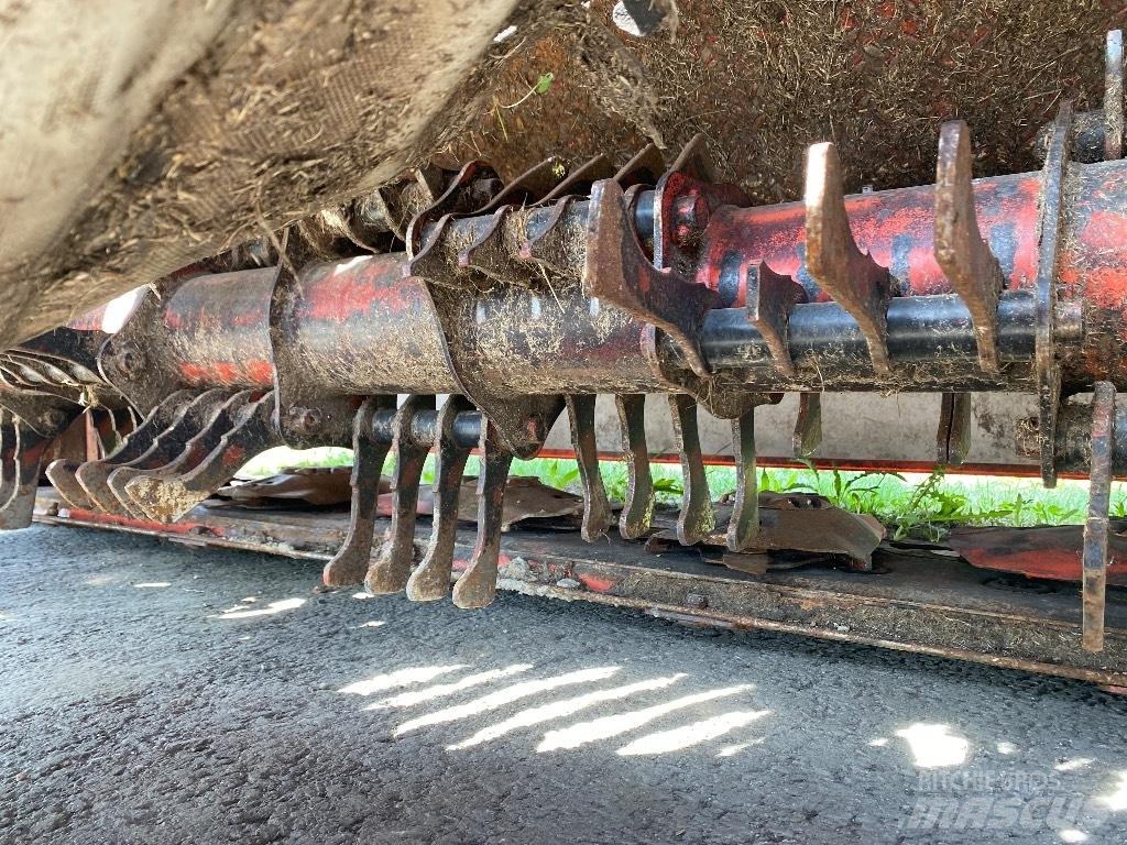 Kuhn FC3525DF-FF Formuojančios žoliapjovės