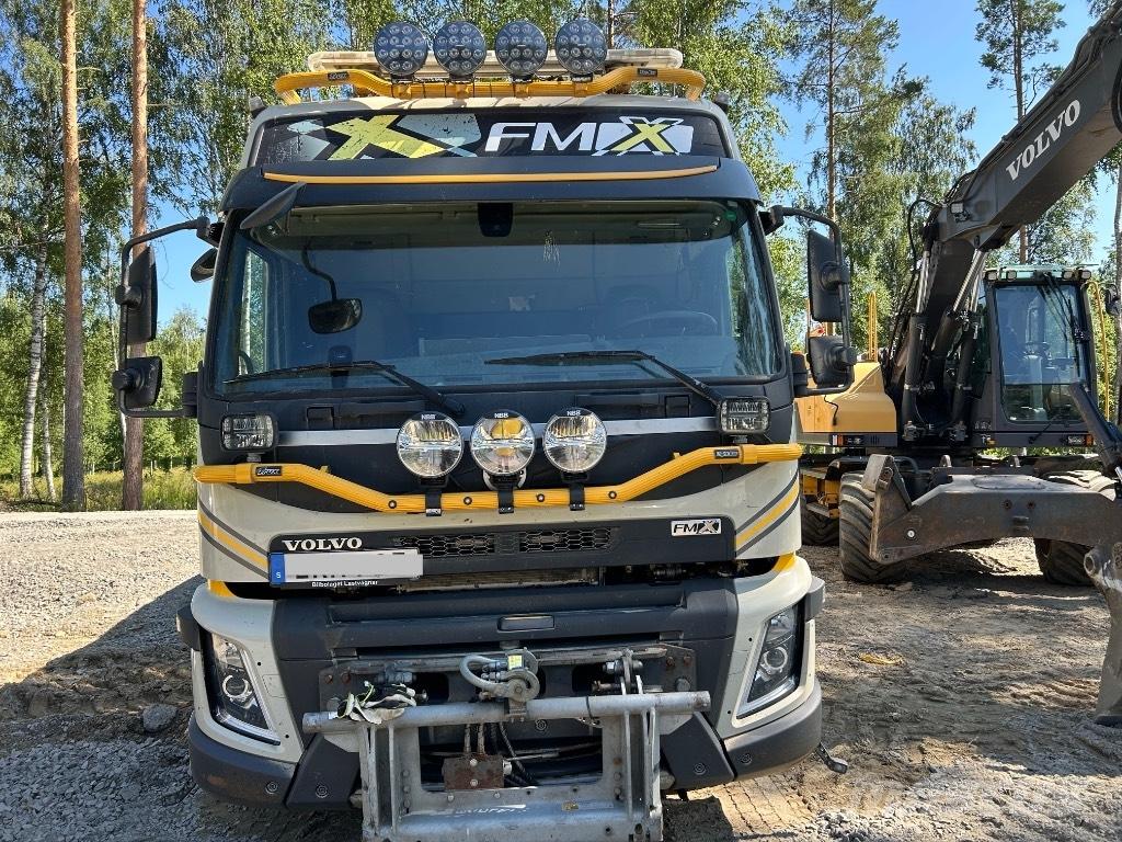 Volvo FMX 540 Savivarčių priekabų vilkikai